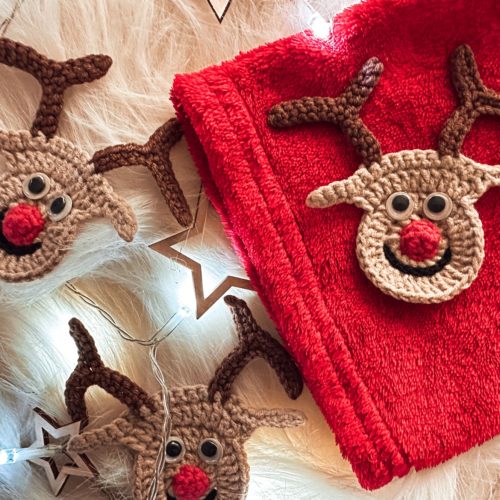 Świąteczne naszywki na swetry renifer na szydełku