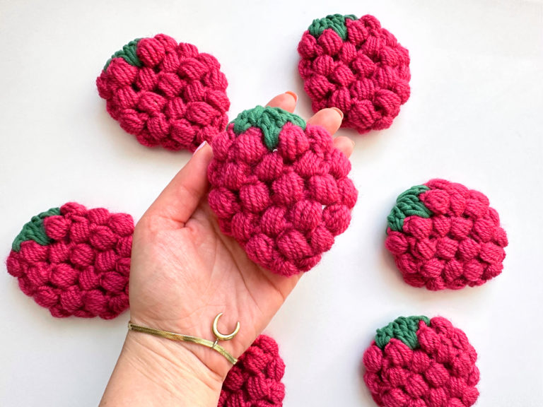 Truskawki na szydełku maliny poziomki naszywki na sweter aplikacje szydełkowe