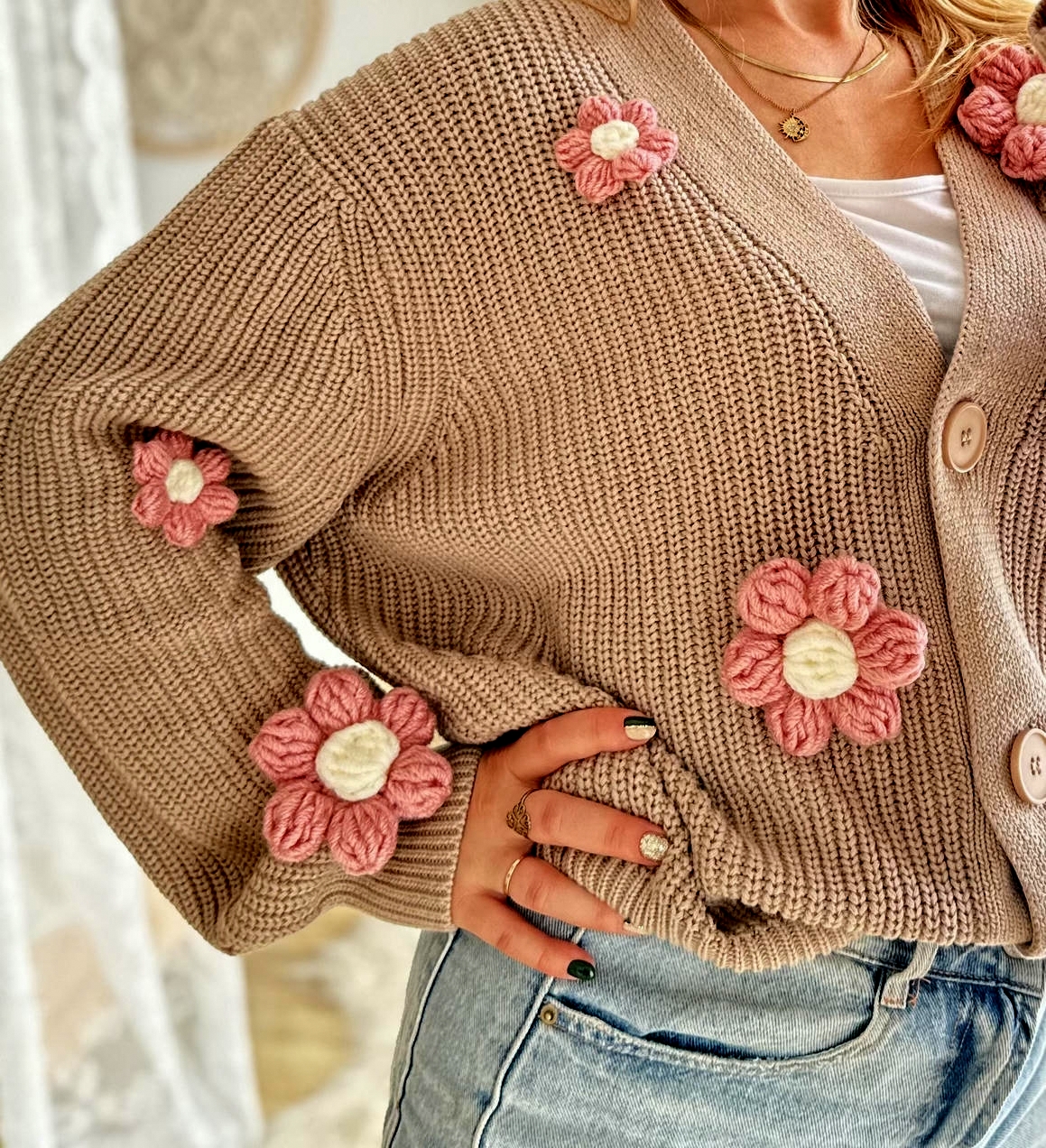 Beżowy sweter z różowymi kwiatami 3d na szydełku z włóczki bawełniany modny kardigan jesienny sweter oversize ciepły