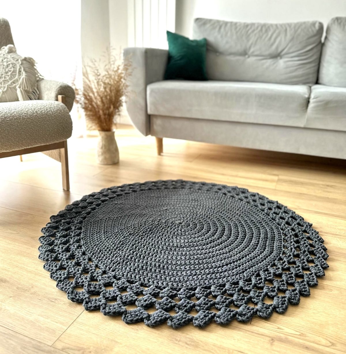 Dywanik na szydełku grafitowy ze sznurka ręcznie robiony bawełniany okrągły do salonu sypialni ażurowy w stylu boho skandynawskim