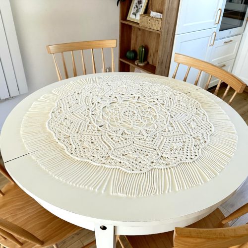 Serweta makrama kremowa okrągła na stół ręcznie pleciona rękodzieło polskie, serweta duża 87 cm na stoł nowoczesna z frędzlami