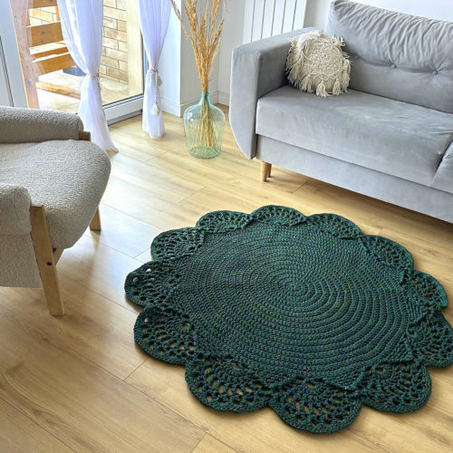 Dywan butelkowa zieleń ze złotem na szydełku ze sznurka do salonu piękny boho, glamour dywanik dekoracyjny szydełkowy zielony okrągły koło, dekoracje butelkowa zieleń ręcznie robione na szydełku