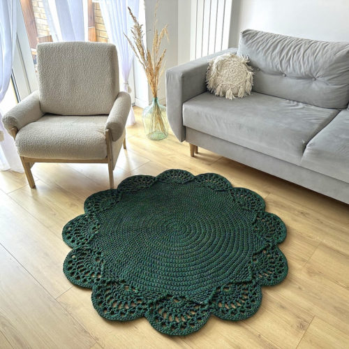 Dywan butelkowa zieleń ze złotem na szydełku ze sznurka do salonu piękny boho, glamour dywanik dekoracyjny szydełkowy zielony okrągły koło, dekoracje butelkowa zieleń ręcznie robione na szydełku