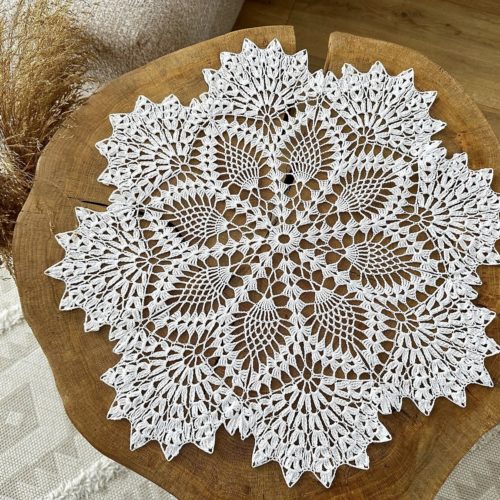 Serwetka na szydełku z kordonka 50 cm biała do koszyczka serwetka wielkanocna na stół komodę boho ręcznie robiona biała polskie rękodzieło