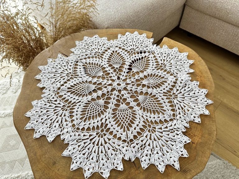 Serwetka na szydełku z kordonka 50 cm biała do koszyczka serwetka wielkanocna na stół komodę boho ręcznie robiona biała polskie rękodzieło