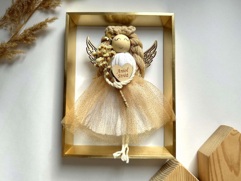 Anioł makrama obrazek złoty na komunię chrzest elegancki prezent na komunię symboliczny