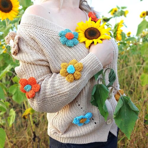 Sweter-z-kwiatami-3d-sweterek-bezowy-damski-w-kwiatki-z-wloczki-kolorowe-10