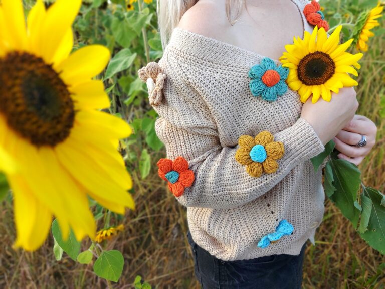 Sweter-z-kwiatami-3d-sweterek-bezowy-damski-w-kwiatki-z-wloczki-kolorowe-6