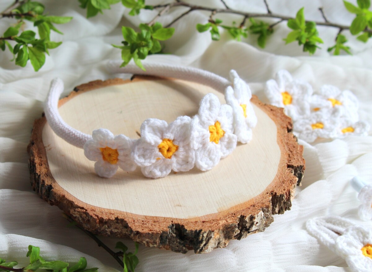 Wianek na głowę duże kwiaty opaska kwiatowy, wianek na boże ciało dl dziewczynki wianek komunijny, stokrotki rumianki boho wianek na glowę handmade na szydełku z włóczki