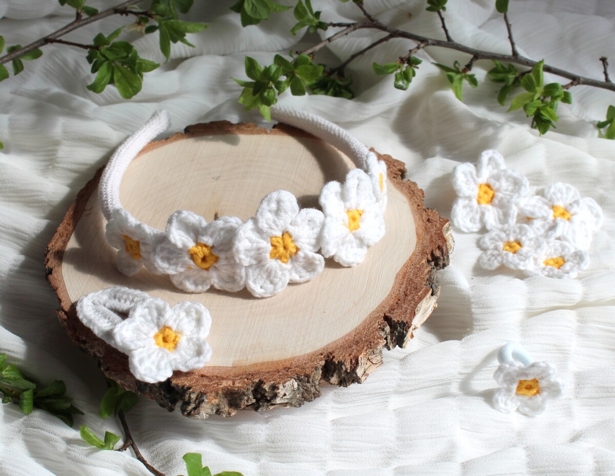 Wianek na głowę duże kwiaty opaska kwiatowy, wianek na boże ciało dl dziewczynki wianek komunijny, stokrotki rumianki boho wianek na glowę handmade na szydełku z włóczki